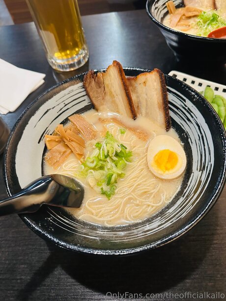 Theofficialkailo perfect pornstar pic