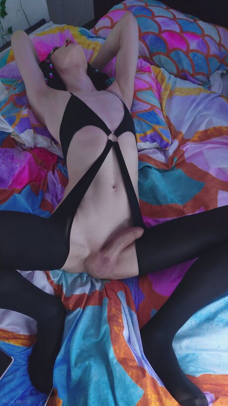 Ninaneers xxx model img