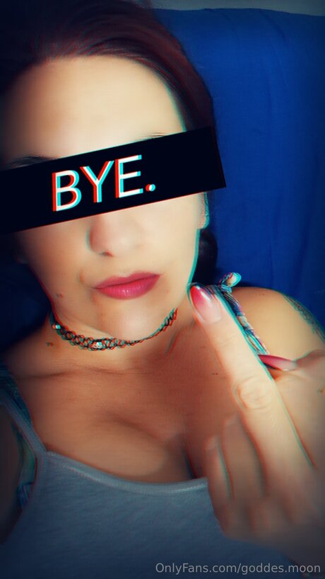 Goddesredmoon star nude gallery