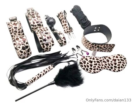 Goddesredmoon erotic pornstar photo