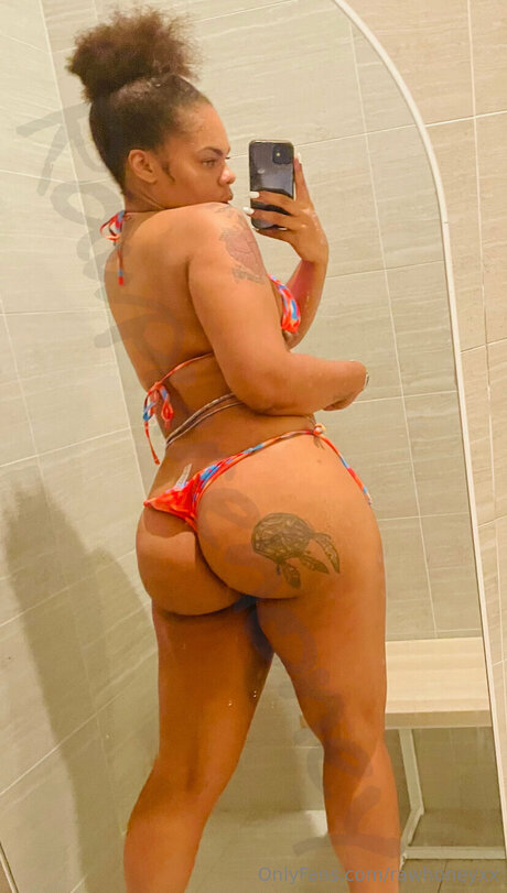 Rawhoneyxx hot model pictures