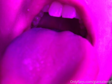 Giantaliengf pornstar free archive
