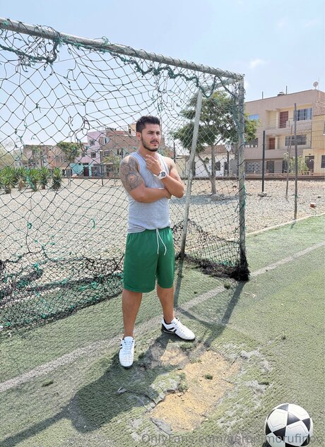 Geronimorufinoo thumbnail