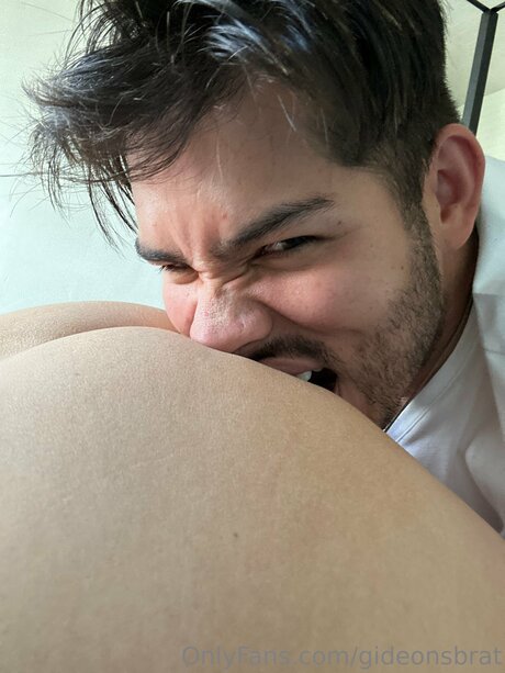 Gideonmazikeen xxx model gallery