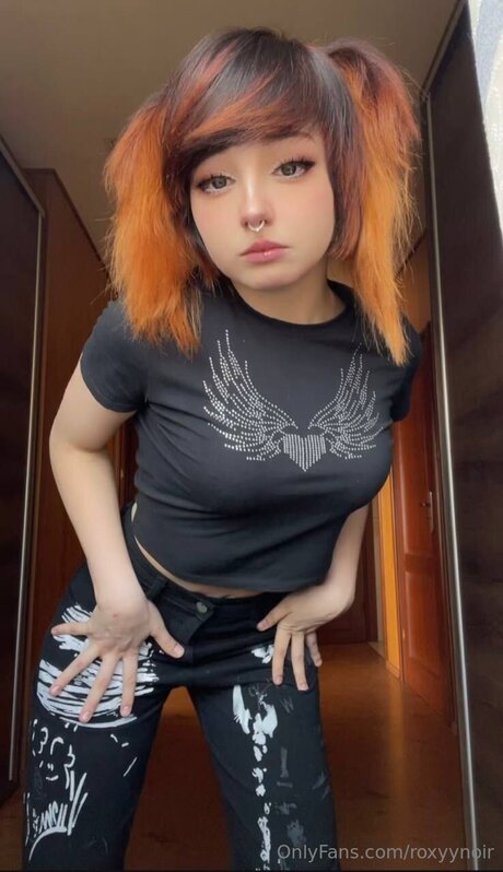 Roxyynoirrr free pornstar gallery