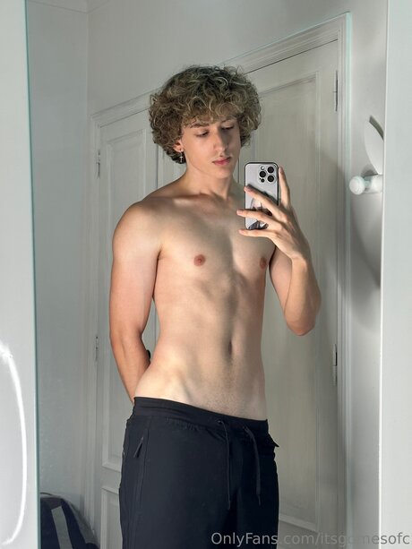 Itsgomesofc free model archive