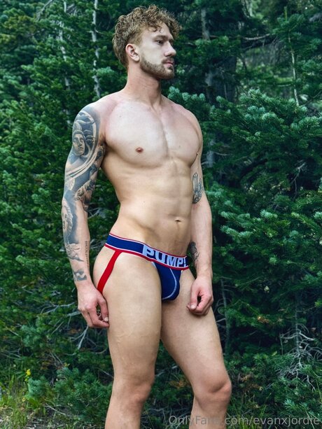 Evanxjordie porn star photos