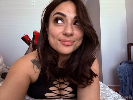 Mctiddiees model exclusive image