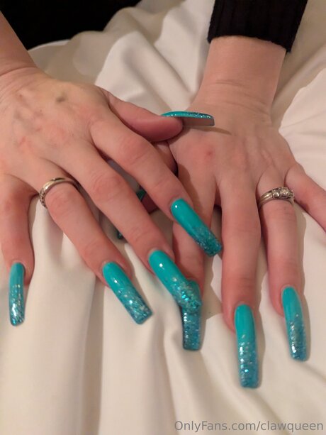 Clawqueen star free images