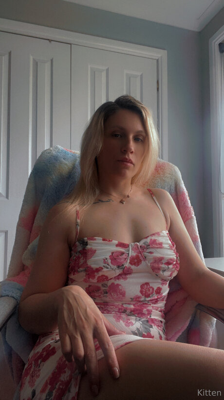 Skitzz best actress image