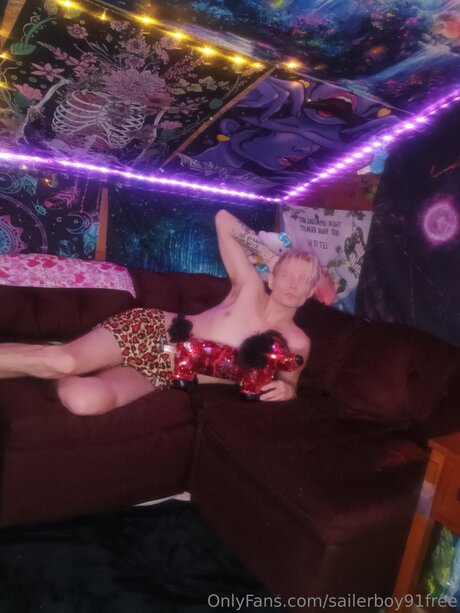 Sailerboy91free naked actress img
