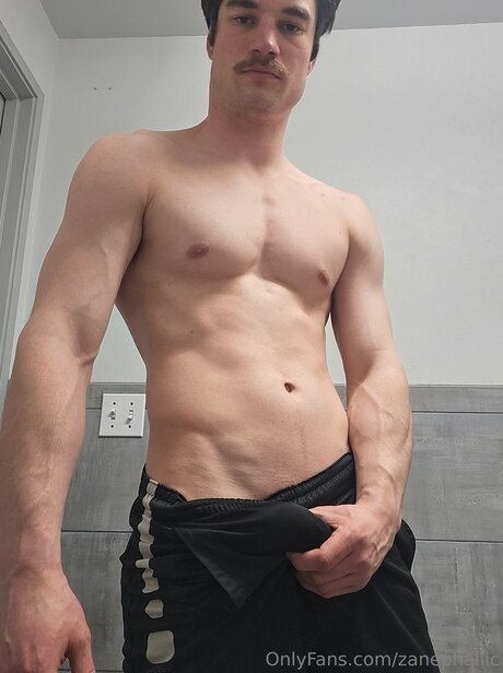 Zanephallic model nude picture