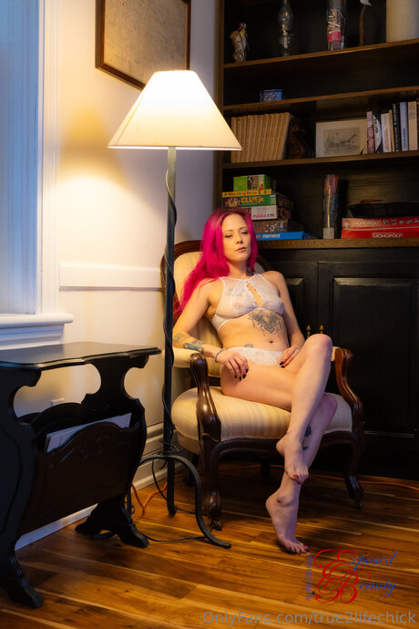 True2lifechick model nudes gallery