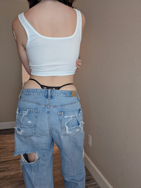 Peekabooadams xxx model photo