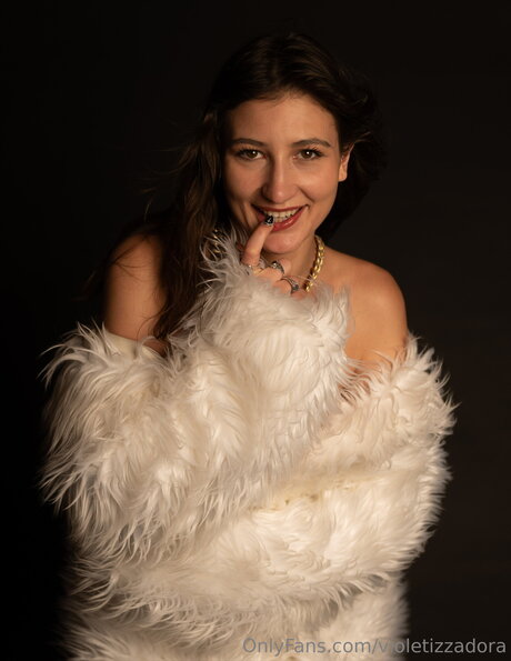 Violetizzadora adult star picture