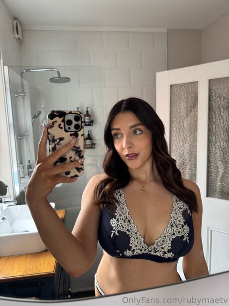 Rubymaefree best star images