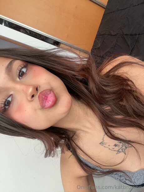 Katbrownn star exclusive image