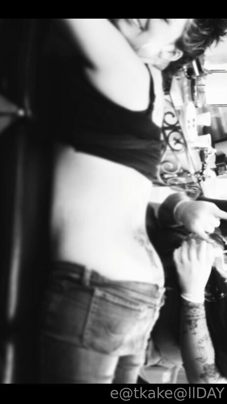 Eatkake star sexy image