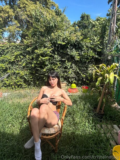 Cristalnataly nude model img