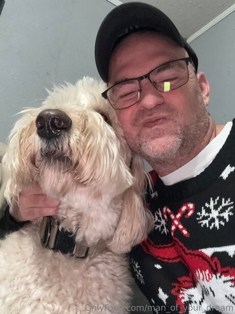 Man Of Your Dream star exclusive photo