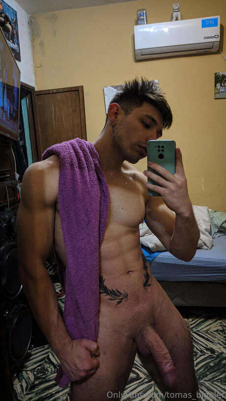 Tomas Rager pretty star images