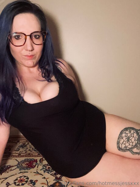 Hotmessjessxxx model porn pic