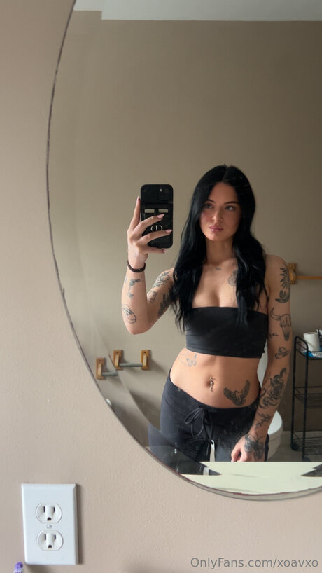 Xoavxo model art pics