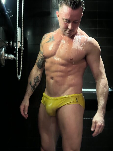 Zak Anderson nudes star img