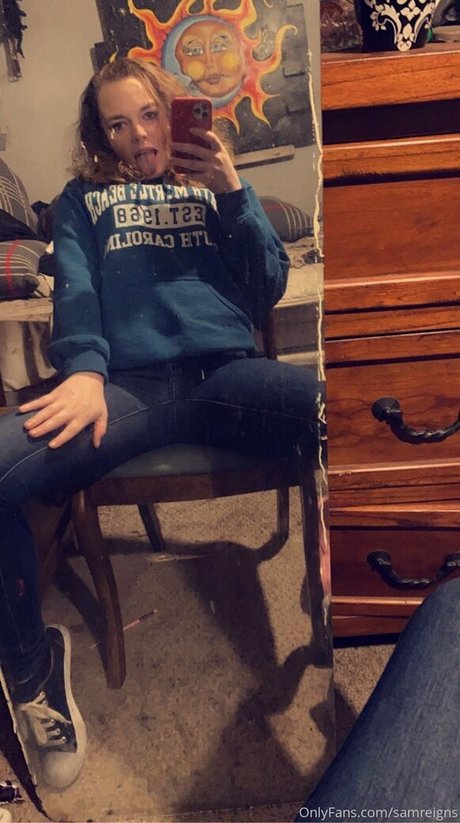 samreigns free model photo