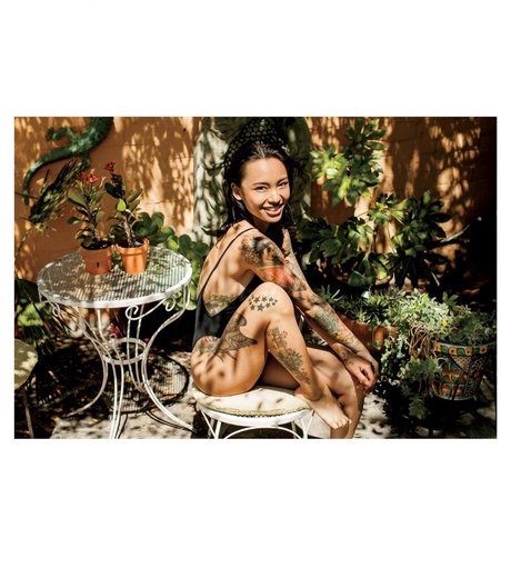 Levy Tran nice pornstar photos