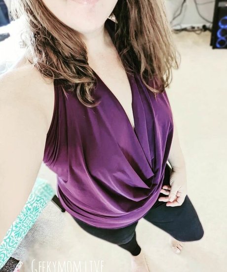 Geekymom Jess hot pornstar pics