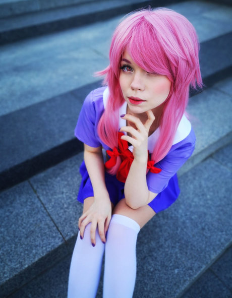 Caticornplay model art galleries