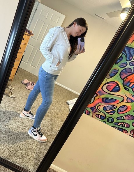 WhyteRose star xxx photos