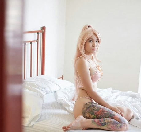 Alexiagwen pornstar adult images