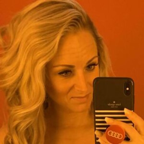 linzc model exclusive photo