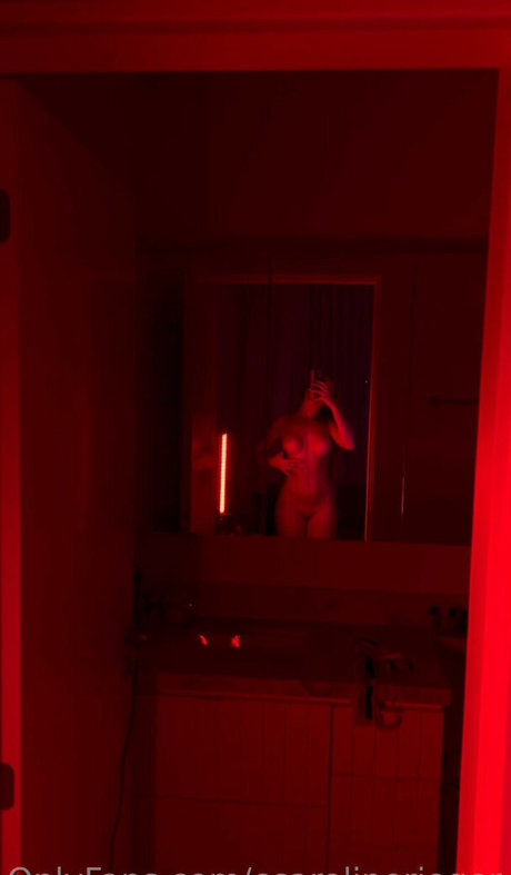 Caroline Rieger star beautiful image