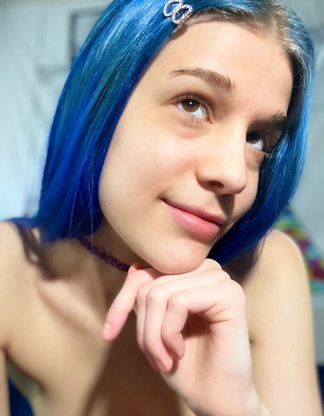 Blue Dream nice actress photo