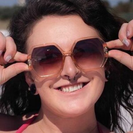 Littlebarbellbimbo actress pic