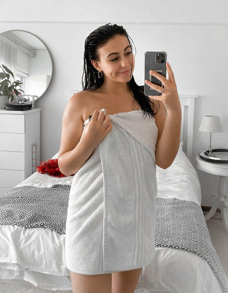 lanzii nude pornstar galleries