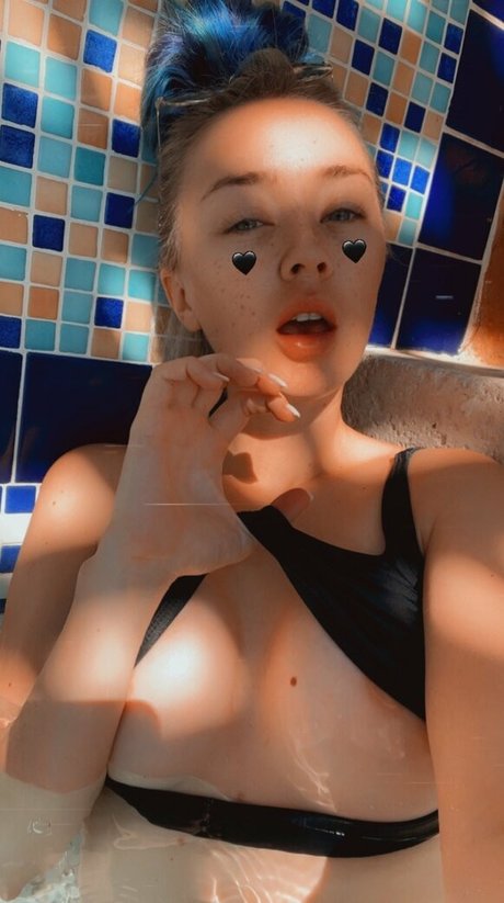 rainpariss star erotic galleries