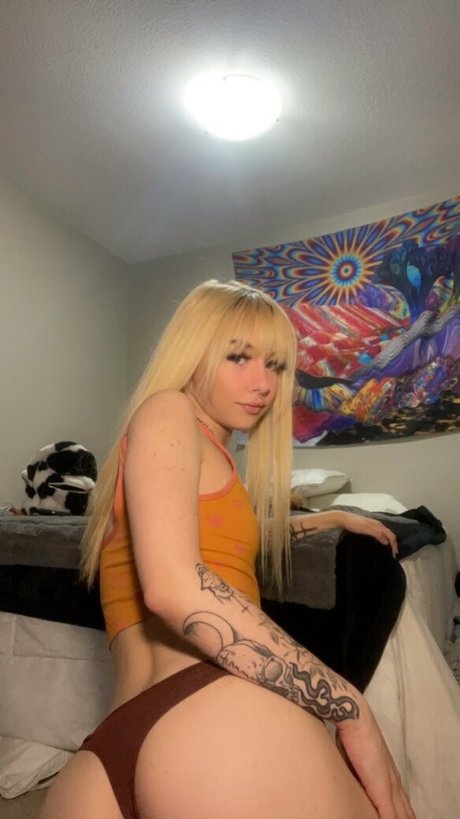 ninecloudz model exclusive photo