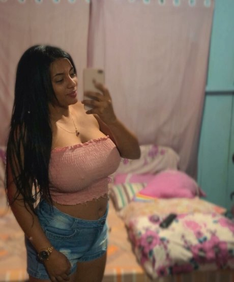 Dalila Silva Souza star pretty pictures