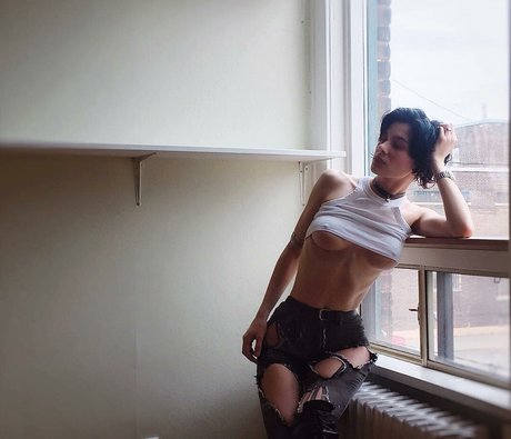 c antoinettemarie nice model img