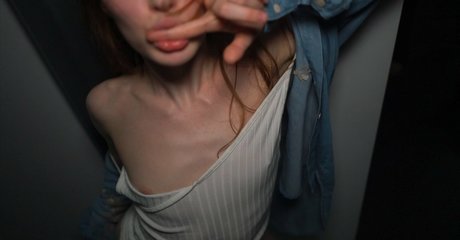 Megakikiboy sex model picture