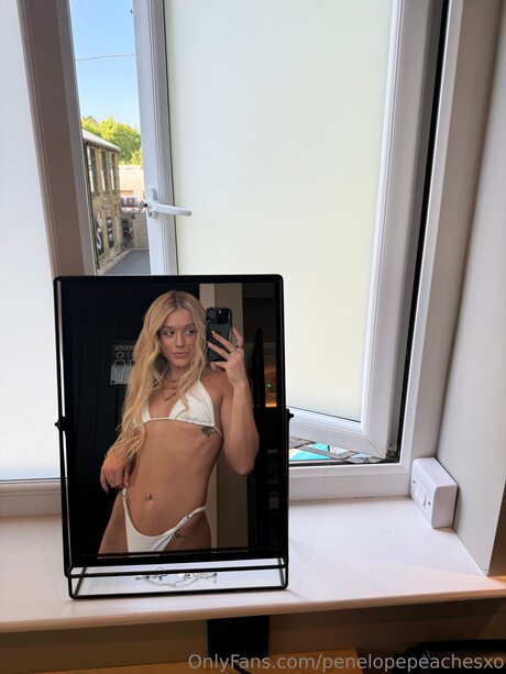 Penelopepeachesxo star porn gallery