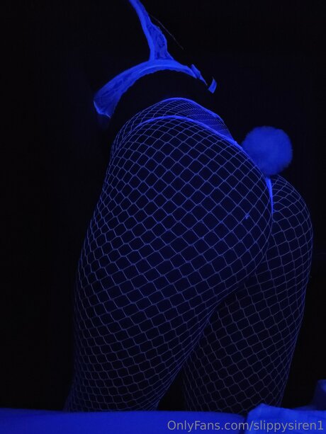 Slippysiren1 model erotic galleries