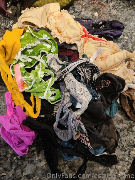 Astridarcane model nude img