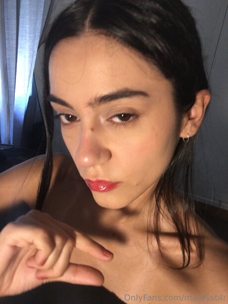 Mazzyst4r adult star picture