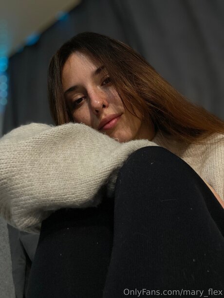 Mary Flex sexy model pictures