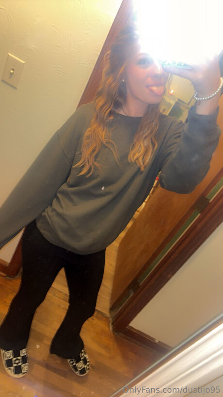 Dustijo95 nude star gallery